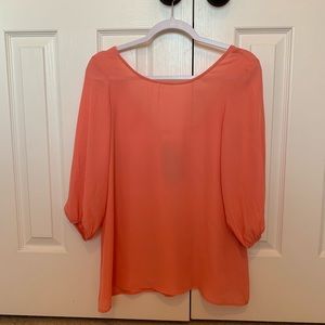 NWT! ivy & leo top with bow on back